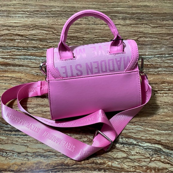 Steve Madden - Picture 4 of 8